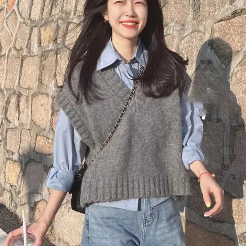 Grey Sleeveless Vest Knitted Vest Women's Autumn and Winter Korean Sweet Style Outerwear Sweater V-neck Casual Knitted Vest